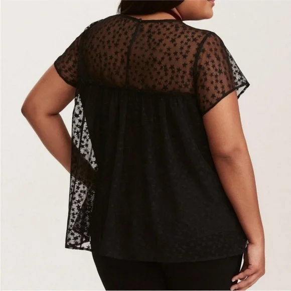 Torrid women's star print long line mesh grunge blouse top sz 2 - Picture 2 of 8